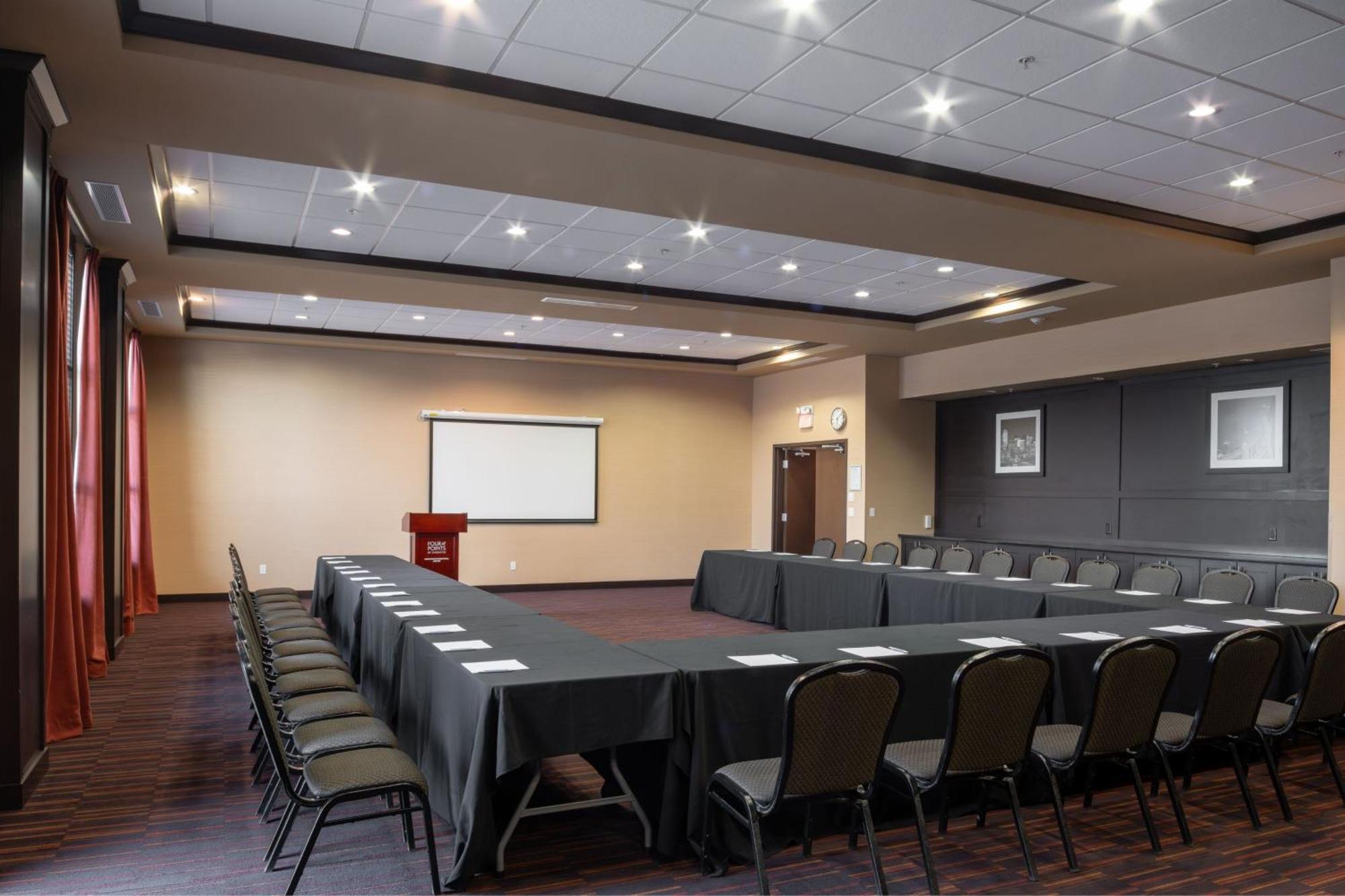 Four Points By Sheraton Edmonton International Airport Nisku Zewnętrze zdjęcie