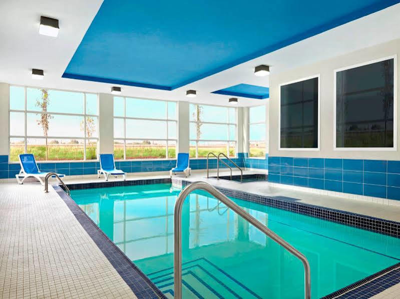 Four Points By Sheraton Edmonton International Airport Nisku Zewnętrze zdjęcie