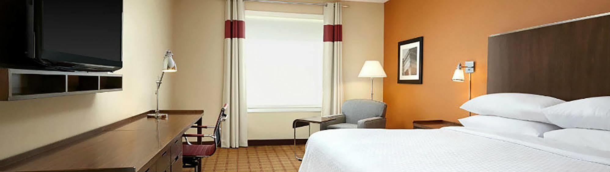 Four Points By Sheraton Edmonton International Airport Nisku Zewnętrze zdjęcie